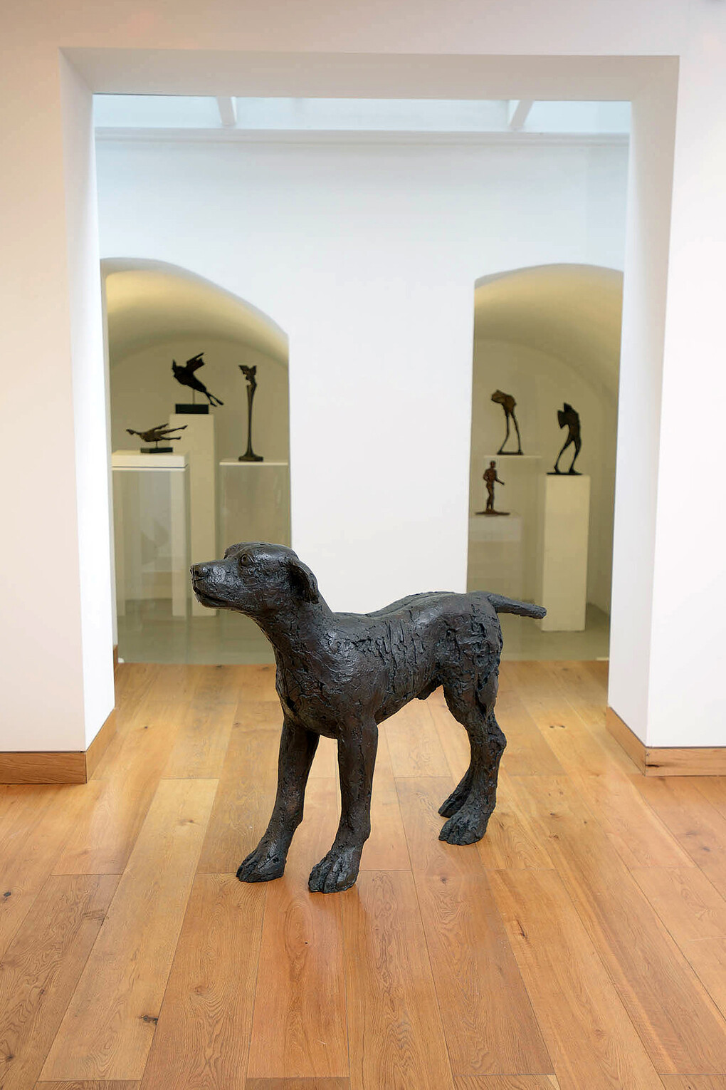 Elisabeth Frink, Large Dog, 1986, Bronze, Edition  1 of 6, H: 90.2 cm (35.5 ins) W: 119.4 cm (47 ins) 
