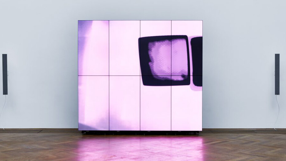 Shahryar Nashat. The Cold Horizontals, Exhibition view. Courtesy of Kunsthalle Basel 