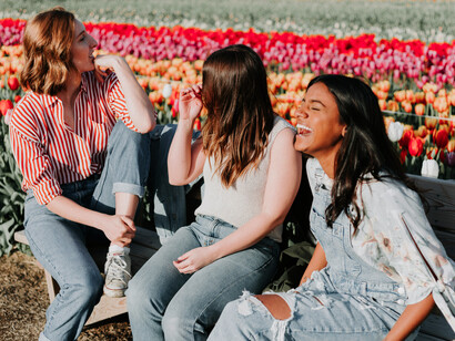 Les rires partagés sont un refuge au milieu de l'incertitude