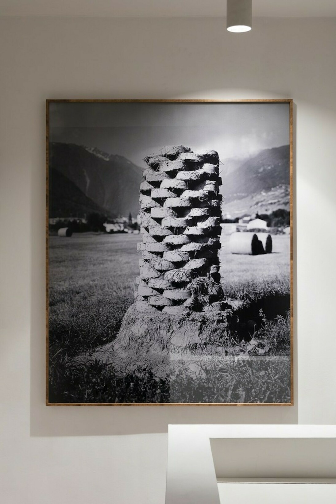 Foot-Kroku-Zvuk-Klingen-Fall, Exhibition view. Courtesy of Laure Genillard
