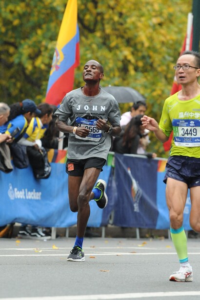 John Metui running through the route at the 2017 TCS New York City Marathon