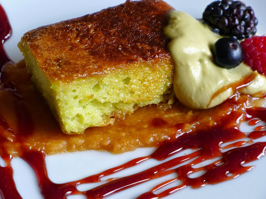 Torrijas con crema de aguacate
