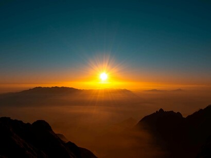 Fansipan, H. Tam Đường, Việt Nam at morning sunrise