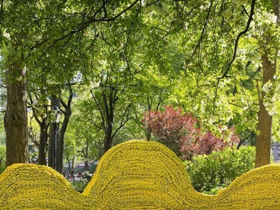 Orly Genger’s Red, Yellow and Blue, 2013, at Madison Square Park, New York. Courtesy James Ewing Photography.