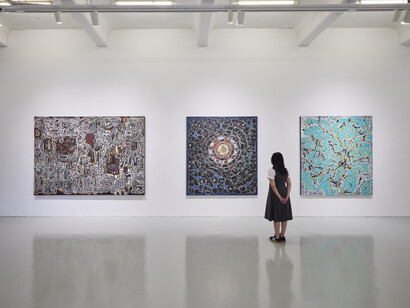 To truly return, we must belong, exhibition view. Courtesy of Mizuma Gallery