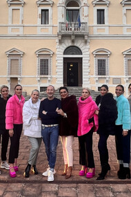 Rocco Ragni e le sue clienti nella Villa del Colle del Cardinale, Compresso, Perugia