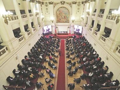 Hay sectores que proponen que el Reglamento debe votarse por mayoría simple