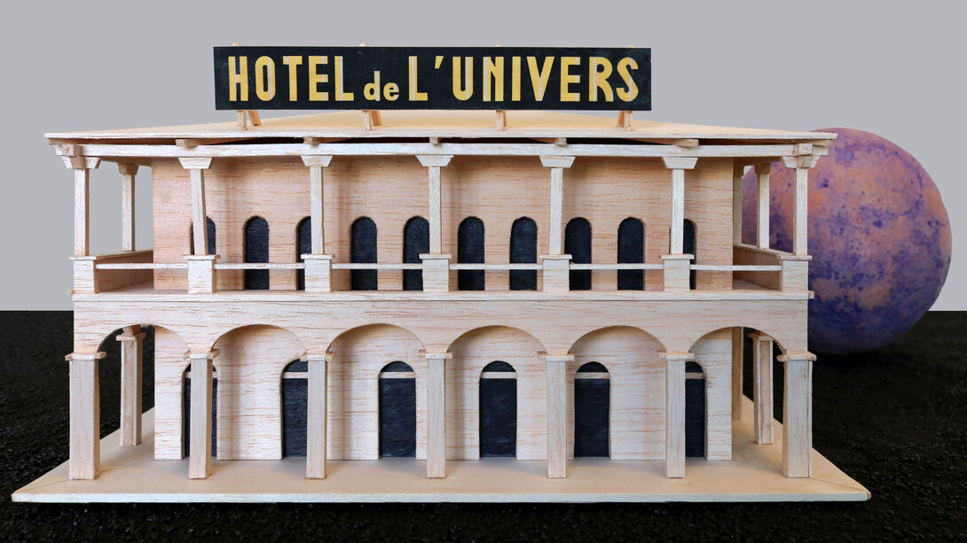 Pierre Ardouvin, Hotel de l'Univers, 2018 Maquette bois, sable noir, table métal 100 x 120 x 100 cm (39 3/8 x 47 1/4 x 39 3/8 in) 