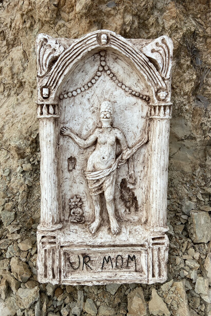 Joshua Goode, Portrait as a woman as Victorious Venus, 2022, resin and mixed media. Courtesy of Ivy Brown Gallery