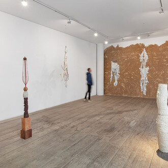 Vários artistas, Corpo de prova, vista da exposição. Cortesia da Galeria Marilia Razuk