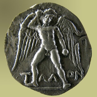 Monete dell'antica grecia, efesto, didracma in argento, col gigante alato talos, 280 a.C. circa