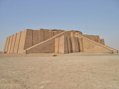 El gran zigurat de Ur, Irak