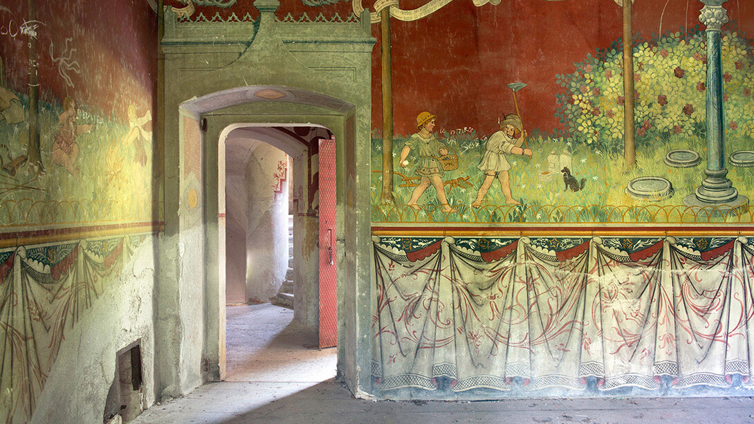 Silvia Camporesi - Atlas Italiae 05
Castello / Castle
Rovasenda
(Piemonte), Silvia Camporesi, 2015
Dimensioni variabili
Edizione 5+1