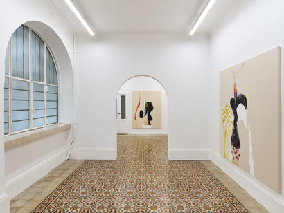 Édouard Nardon, The distant smell of a black locust, the silent dance of a ghost in the visiting room, exhibition view. Courtesy of The Address Gallery