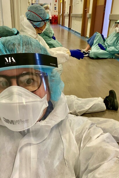 Nurses at the Intensive Care Unit