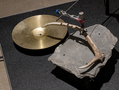 Tarek Atoui, Improvisation in 10 days, exhibition view. Courtesy of Pirelli HangarBicocca