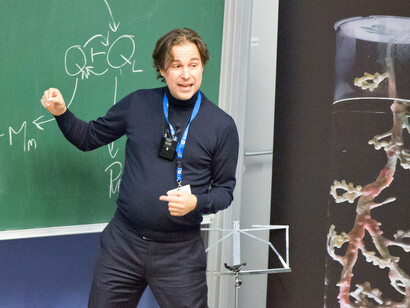 Prof. Maximilian Schich: The Hermeneutic Hypercycle
