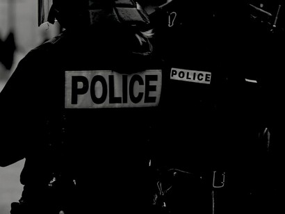 Policía