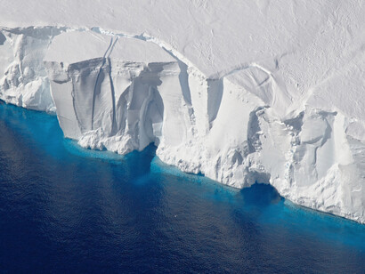 The breakup of ice shelves may be linked to the dramatic polar warming trends that are part of global warming