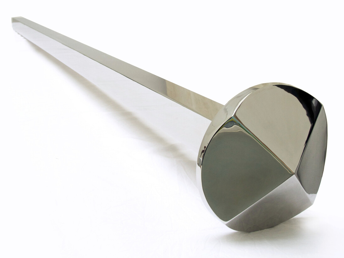 Yazid Oulab, Clou, 2012, Polished stainless mirror, 200h x 40d cm