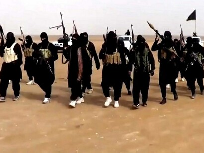 Miembros del estado islámico encapuchados