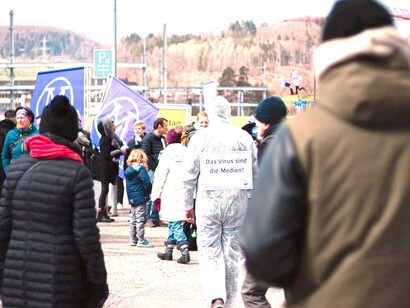 Grande manifestation à Liestal (Suisse) contre les mesures de la pandémie