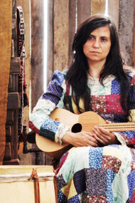 Violeta Parra, conosciuta come "la Viola"