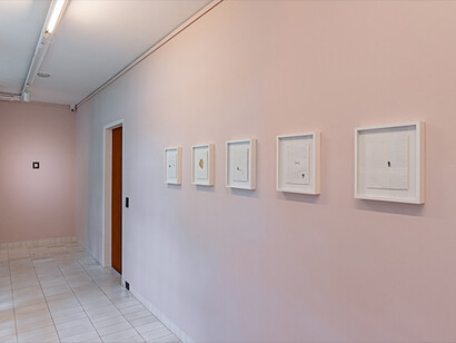 Liliana Porter, Otros cuentos inconclusos [Other unfinished tales], exhibition view. Courtesy of Luciana Brito Gallery