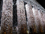 En la Bienal de Venecia del 2017 y Documenta 14, los curadores de ambos eventos incluyeron a sus compañeros (as) sentimentales en la programación de la exhibición