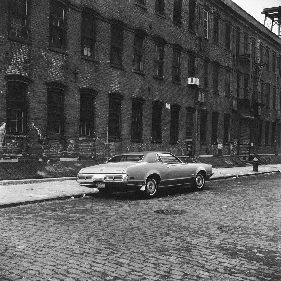 Peter Hujar, Parked Car, Brooklyn, 1976 © The Estate of Peter Hujar, courtesy Fraenkel Gallery, San Francisco