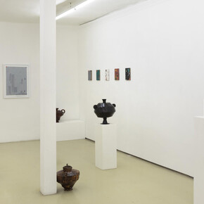Verschiedene Künstler, Artists in residence 2024, ausstellungsansicht. Mit freundlicher genehmigung von Krinzinger Schottenfeld