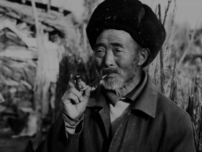 Respecting and taking care of the aged parents is regarded as an obligatory duty in China