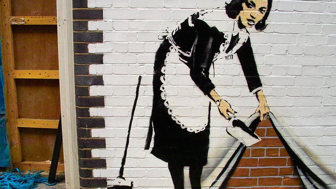 Banksy - Sweep at Hoxton