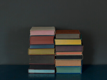 Mary Ellen Bartley, Reading November #10 (from the series Reading November) (detail), 2021. Courtesy of Yancey Richardson Gallery