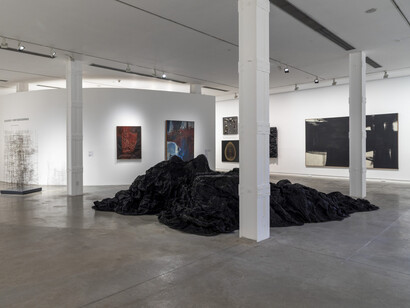 Varios artistas, Moderno y MetaModerno edición 70 aniversario, vista de exhibición. Cortesía del Museo de Arte Moderno de Buenos Aires