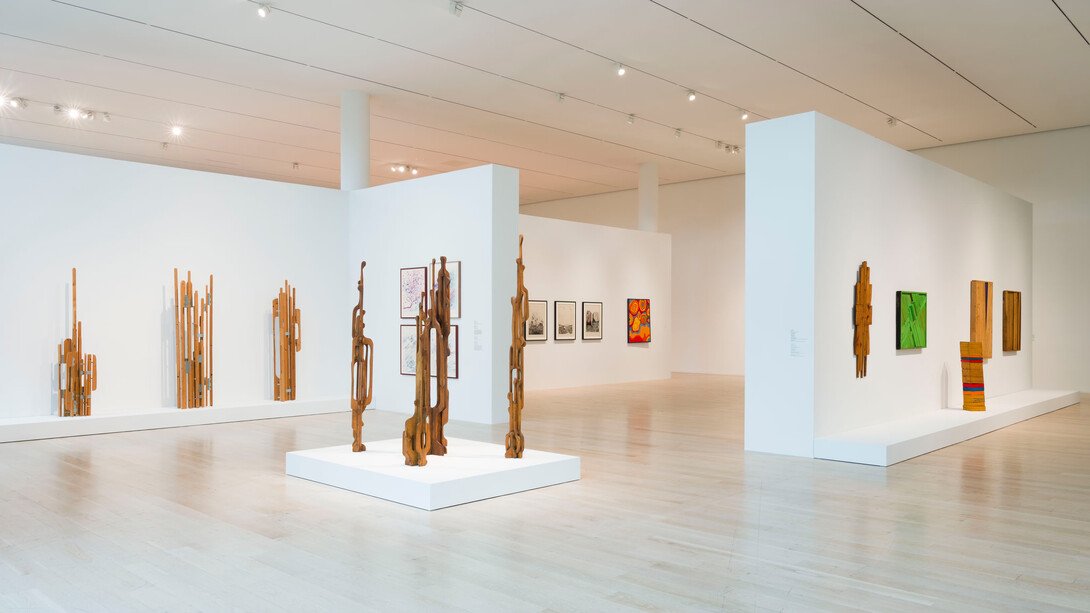 Mildred Thompson, Frequencies, vista de exhibición. Cortesía del Institute of Contemporary Art