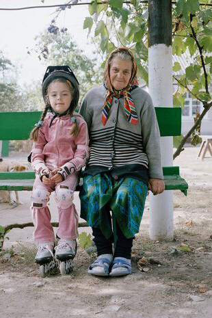 Über Leben am Land. Courtesy of Kunst Haus Wien