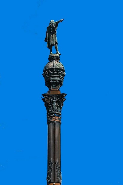Distant view of Columbus statue, Barcelona, Spain