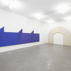 Rodolfo Aricò, Veduta parziale dell’esposizione, 2014 A arte Invernizzi, Milano. Courtesy A arte Invernizzi, Milano. Foto Bruno Bani, Milano