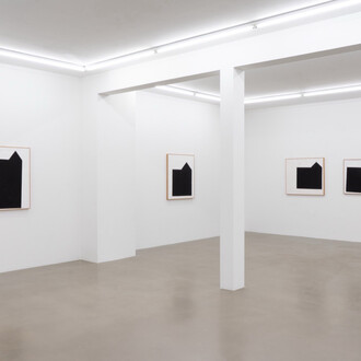 Horst Antes, Keine paare, keine gruppen, exhibition view. Courtesy of Meyer Riegger