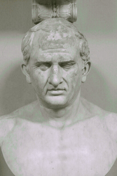 Cicero findet deutliche Worte gegen das Handeln von Clodius, was allerdings auch an der persönlichen Feindschaft zwischen den beiden gelegen haben könnte. Bild: Marcus Tullius Cicero, Vatikan Museum, Vatikan