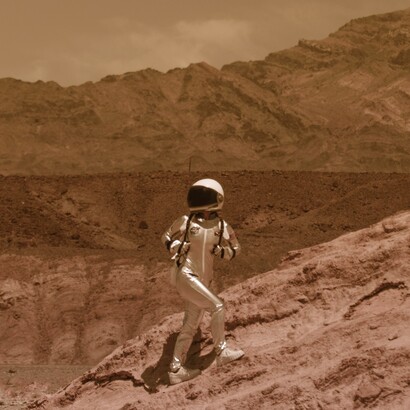 Su Marte non esiste la possibilità di un rientro rapido: ogni emergenza ricadrebbe interamente sull’equipaggio e sui sistemi presenti sul pianeta