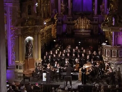 Es la famosa frase de Churchill, al que le dijeron que había que reducir el presupuesto de cultura para poder luchar en la segunda guerra mundial, y él dijo: ¿Por qué era que estábamos luchando, otra vez? 
Si destruimos nuestra cultura para luchar, estamos cometiendo un acto de barbarie e ignorancia