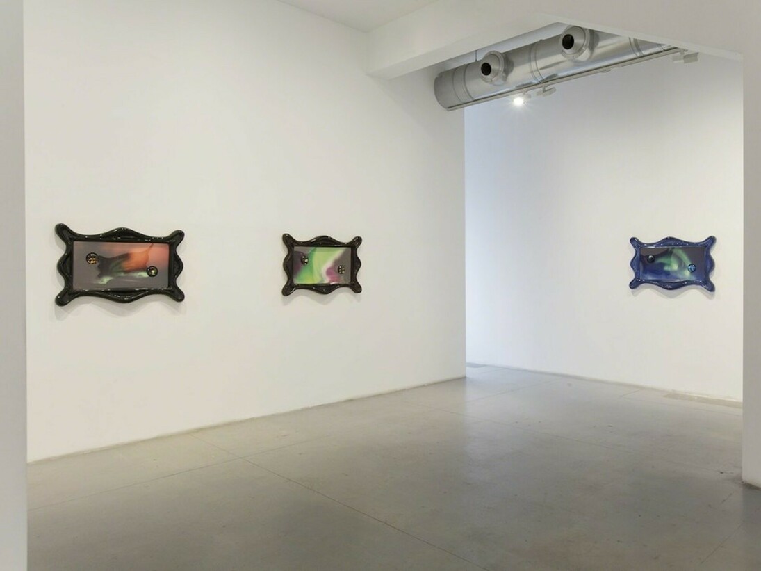 Chiara Dynys. Look Afar, exhibition view. Courtesy of M77 Gallery