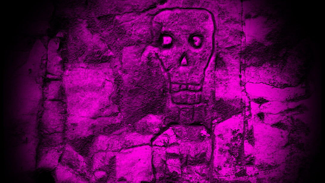 Barnaby Barford, Day trip (detail), pink skull. Courtesy of Liminal Gallery