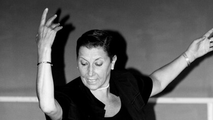 Cristina Bozzolini, ballerina del Teatro del Maggio Musicale Fiorentino, fondatrice della Scuola del Balletto di Toscana, del Collettivo danza contemporanea, del Balletto di Toscana, del Nuovo Balletto di Toscana, direttrice dell’Aterballetto e del Balletto di Roma, direttrice artistica del festival Nutida con Saverio Cona
