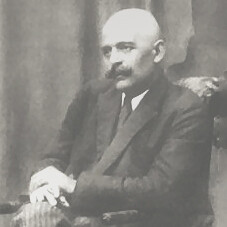 Georges Ivanovič Gurdjieff con la famosa “legge del sette o dell’ottava” il maestro spiegava l’evoluzione e il processo in cui avviene la vita