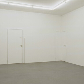 Elmgreen & Dragset, Powerless Structures (8 doors), 2000-2002. SMK. Photo: © Anders Sune Berg © Elmgreen & Dragset