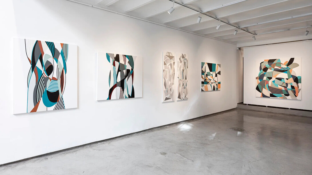 Alejandra Barreda, Intemperie, vista de exhibición. Cortesía de la Galería Praxis