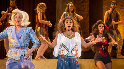 Lolita en la representación de "La asamblea de las mujeres" en el Teatro Romano de Mérida